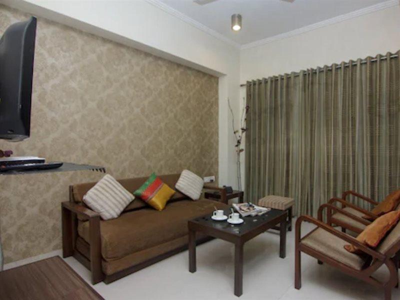 Hotel Chandralok Lonavla Zewnętrze zdjęcie