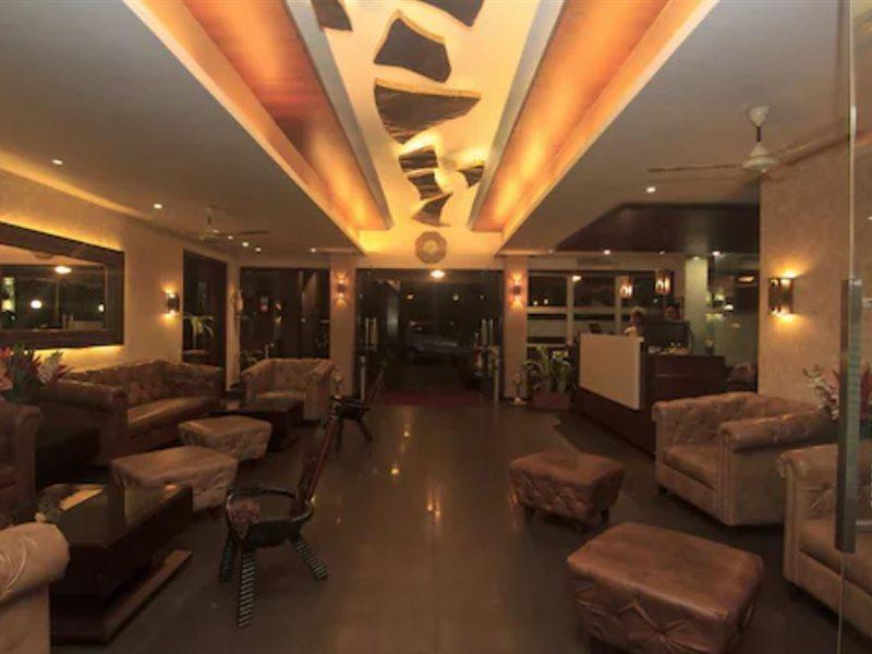 Hotel Chandralok Lonavla Zewnętrze zdjęcie