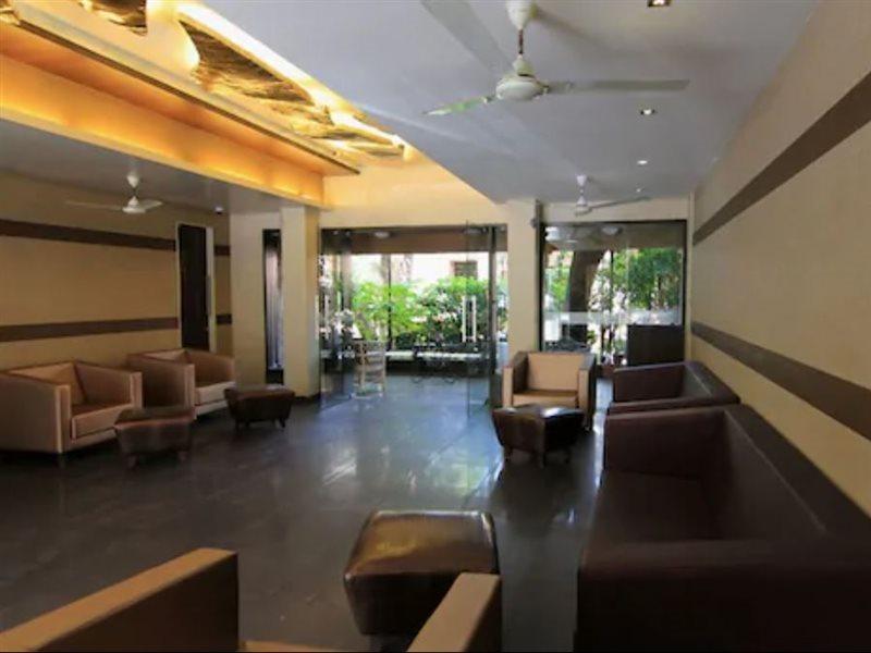 Hotel Chandralok Lonavla Zewnętrze zdjęcie