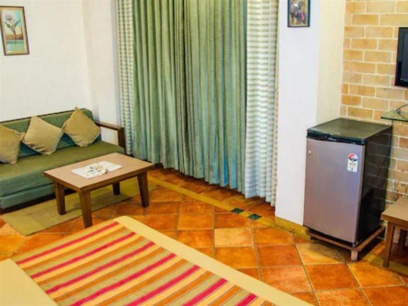 Hotel Chandralok Lonavla Zewnętrze zdjęcie