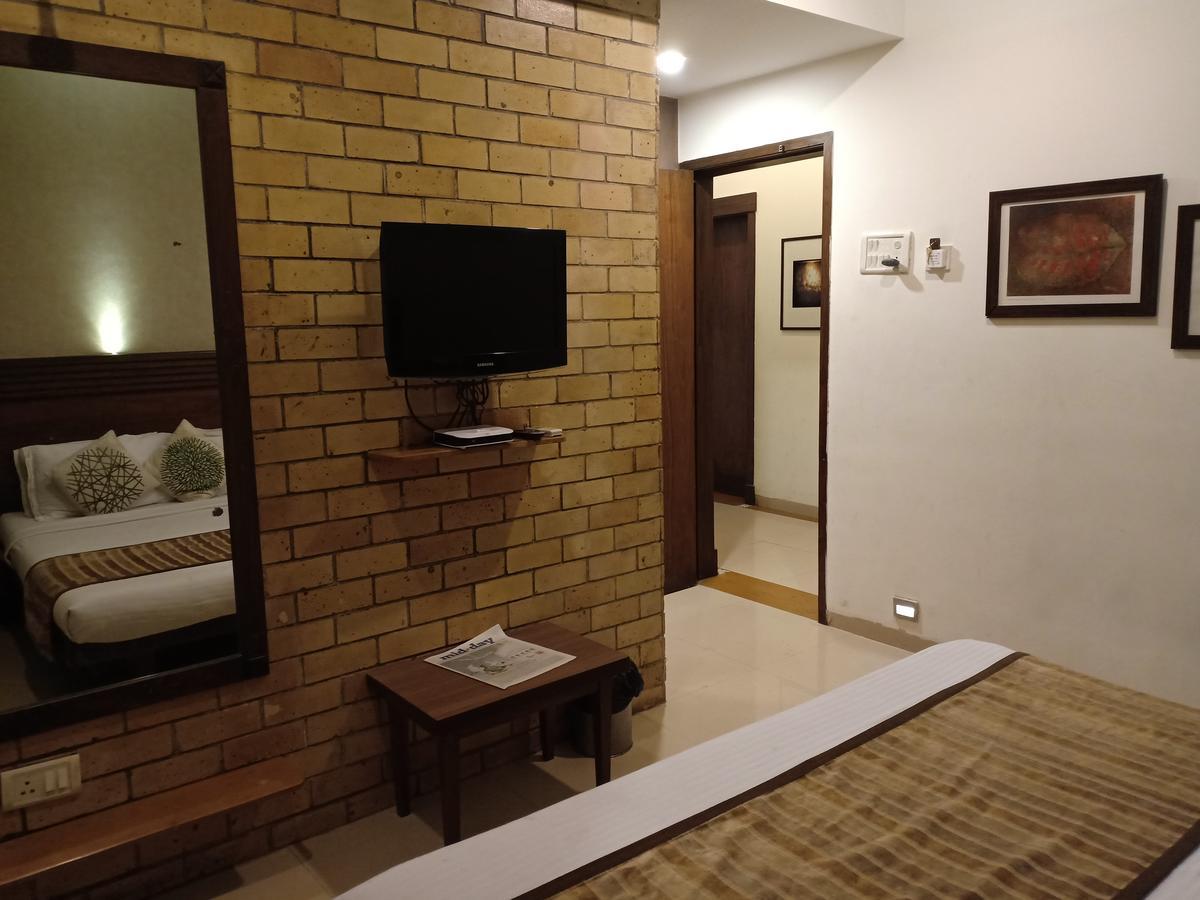 Hotel Chandralok Lonavla Zewnętrze zdjęcie