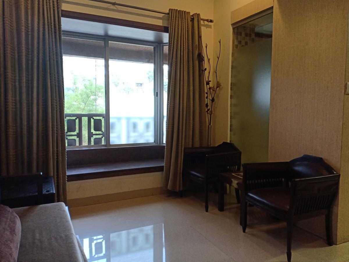 Hotel Chandralok Lonavla Zewnętrze zdjęcie
