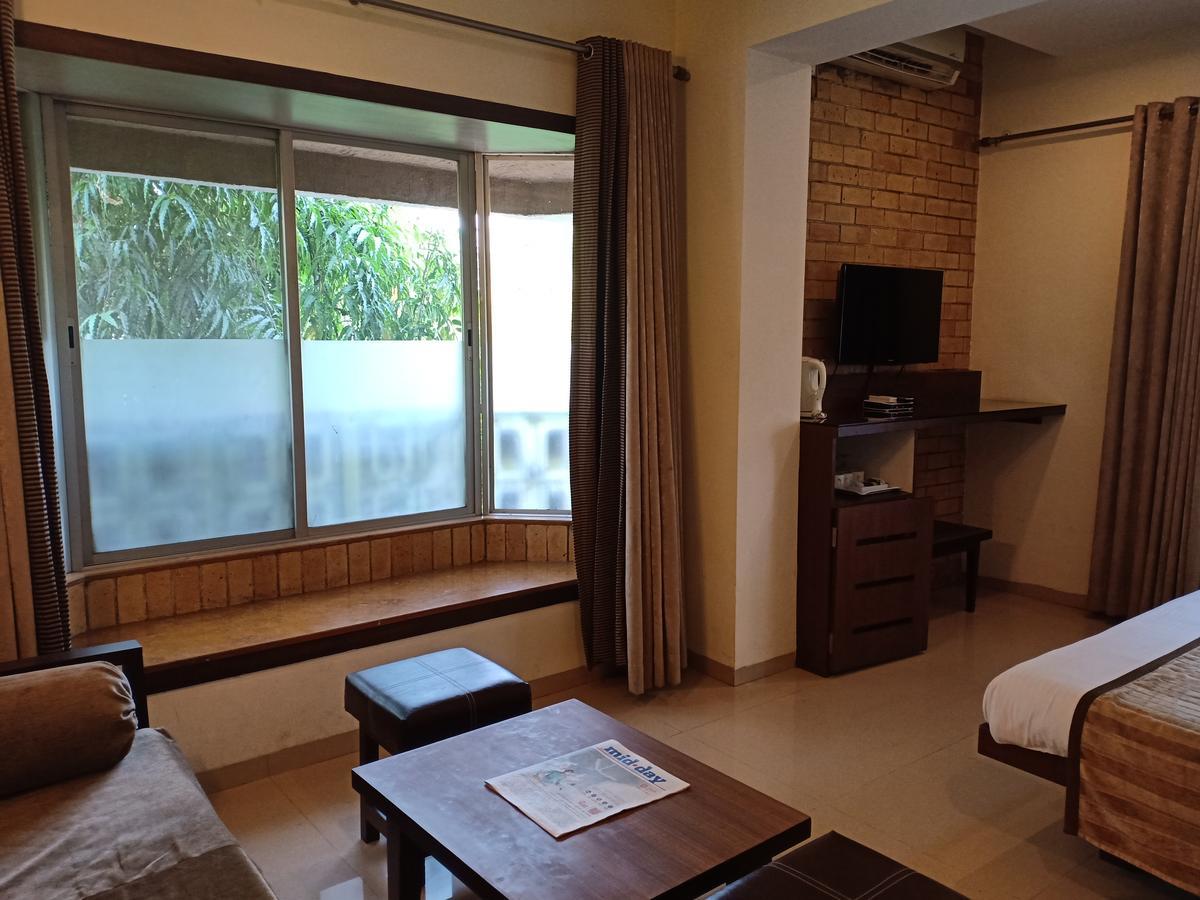 Hotel Chandralok Lonavla Zewnętrze zdjęcie