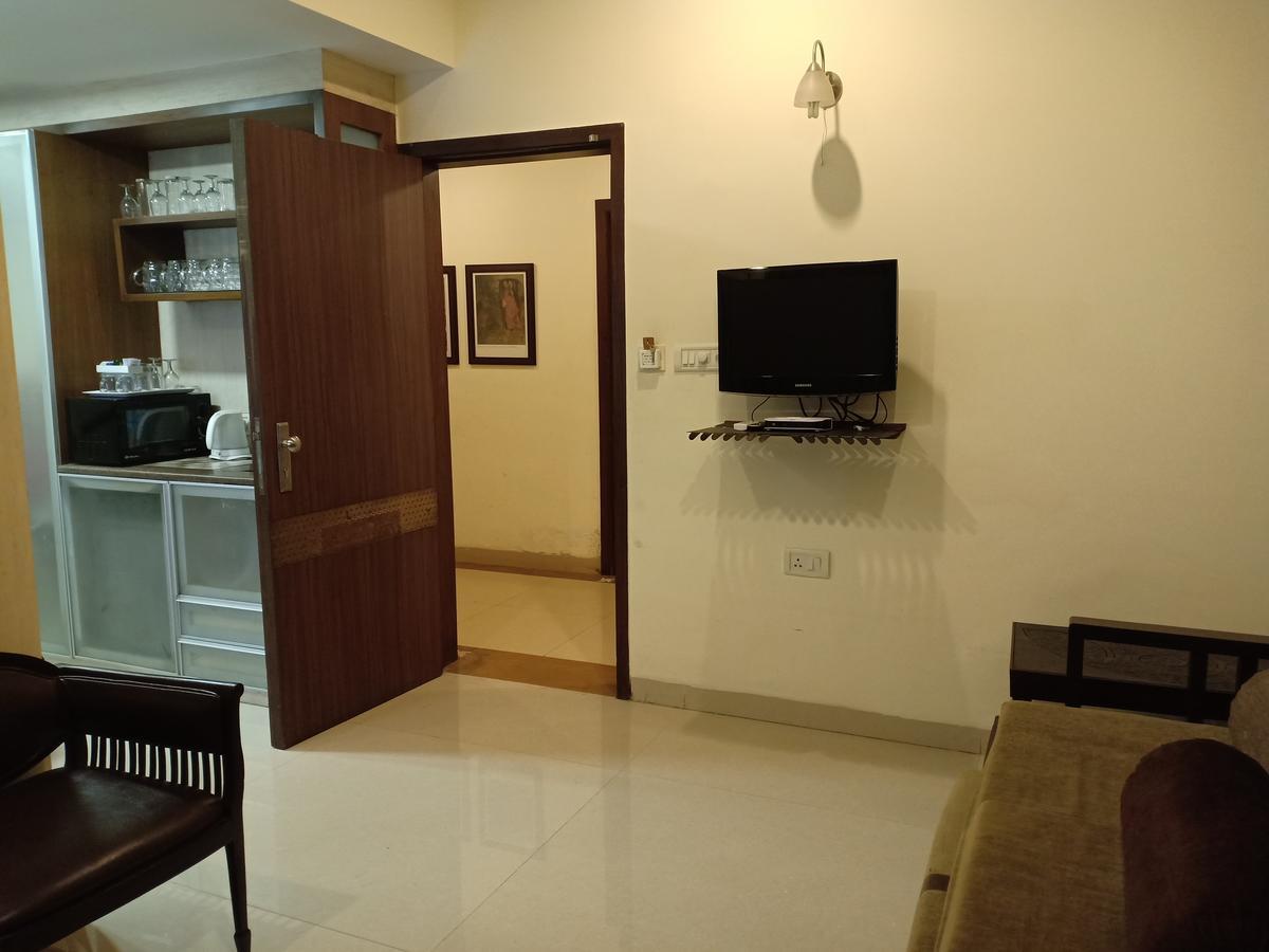 Hotel Chandralok Lonavla Zewnętrze zdjęcie