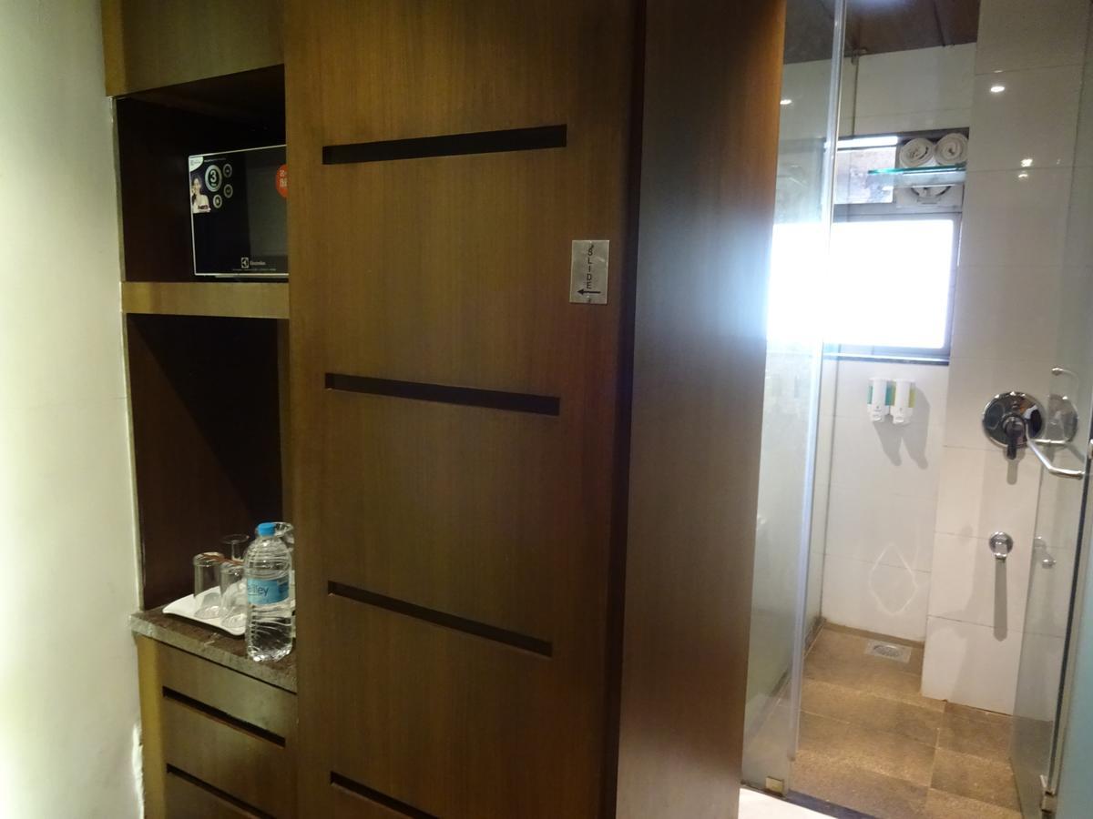 Hotel Chandralok Lonavla Zewnętrze zdjęcie